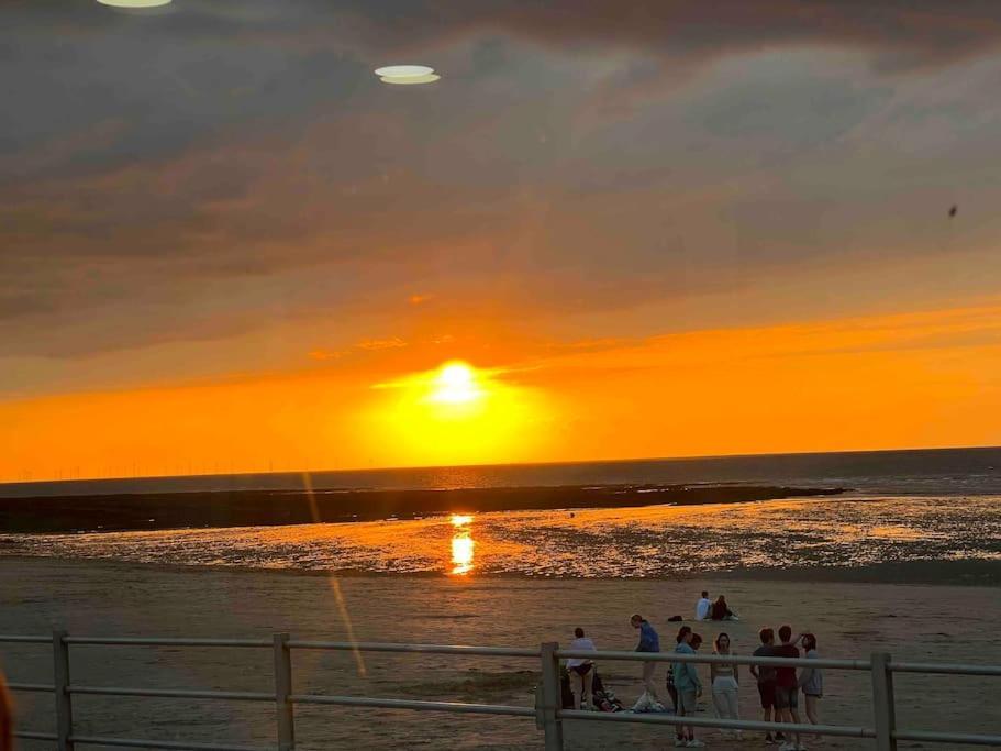 Cosy Coach House Garden Apartment By The Sea, Own Entrance Door, Garden Terrace With Exclusive Rear Door Access & Free Reserved Parking Space Only 2 Mtrs From Your Apt Door! Early Checkin From 3Pm And Late Check Out Till 11Am Available! Broadstairs Extérieur photo